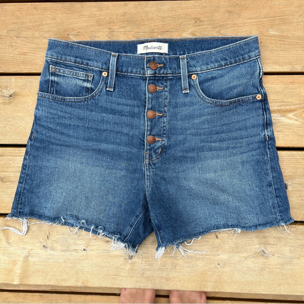 Madewell High Rise Denim Jean Shorts in Burke Wash Button Front Edition Size 29